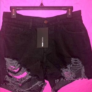 Fashion nova Can’t Stop Now Denim Shorts